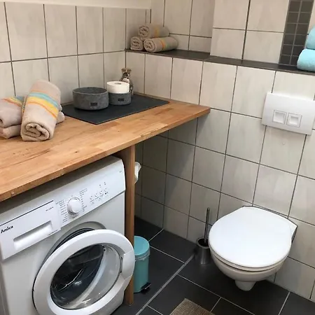With 3 Bedrooms Holnishof